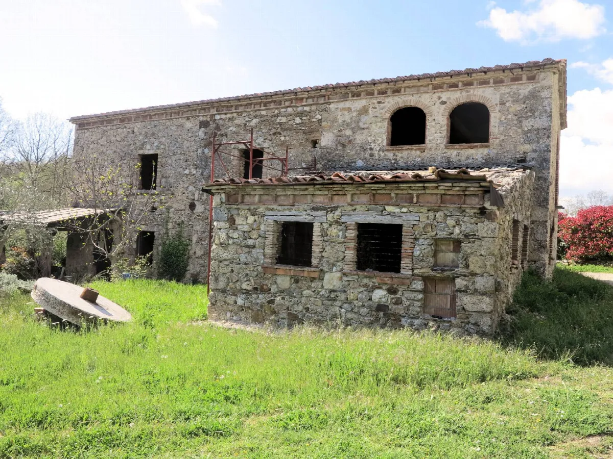 Rustico/Casale in vendita a Montieri - foto 2