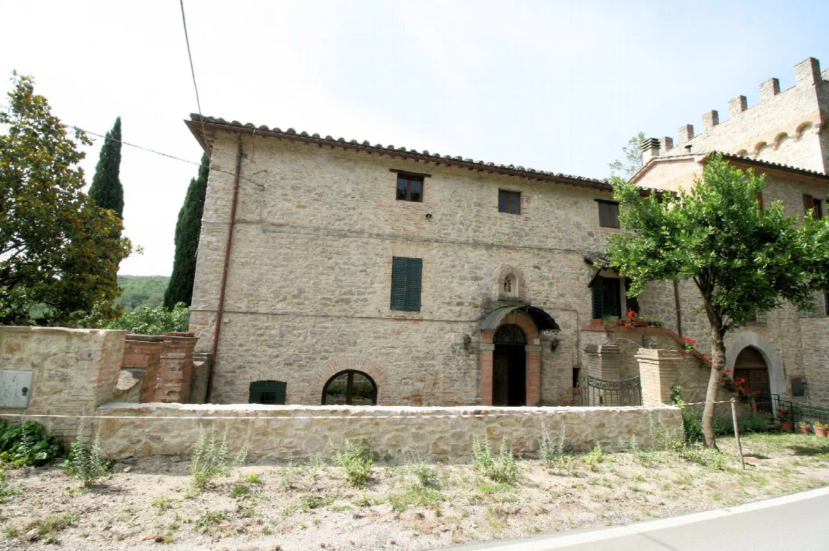 Rustico/Casale in vendita a Perugia, Cenerente, Canneto, Colle Umberto, Monte Tezio - foto 4