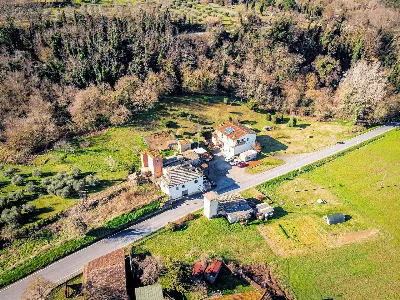 Rustico/Casale in vendita a Volterra - foto 2