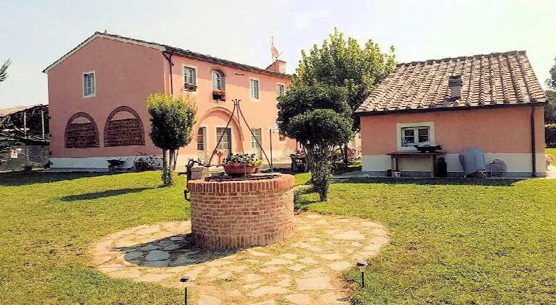 Rustico/Casale in vendita a Altopascio - foto 1