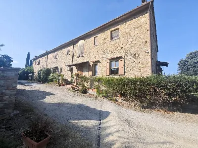 Rustico/Casale in vendita a Gambassi Terme - foto 1