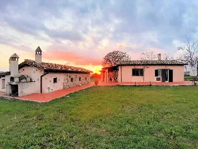 Rustico/Casale in vendita a Manciano - foto 1