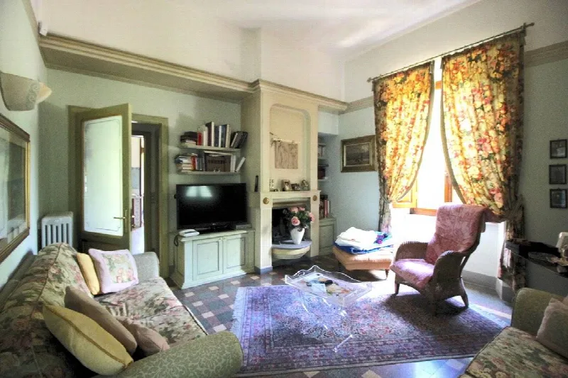 Villa in vendita a Pescia - foto 1
