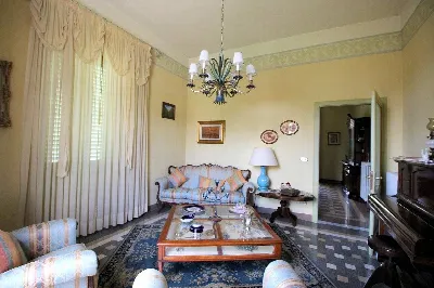 Villa in vendita a Pescia - foto 2