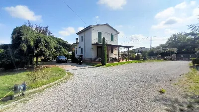 Villa in vendita a Castelfranco di Sotto - foto 2