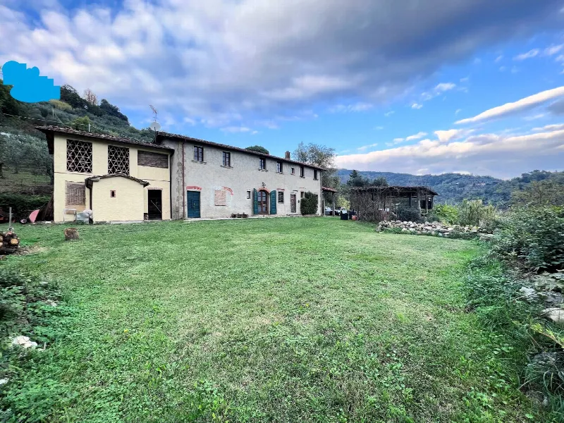 Rustico/Casale in vendita a Massa e Cozzile - foto 1