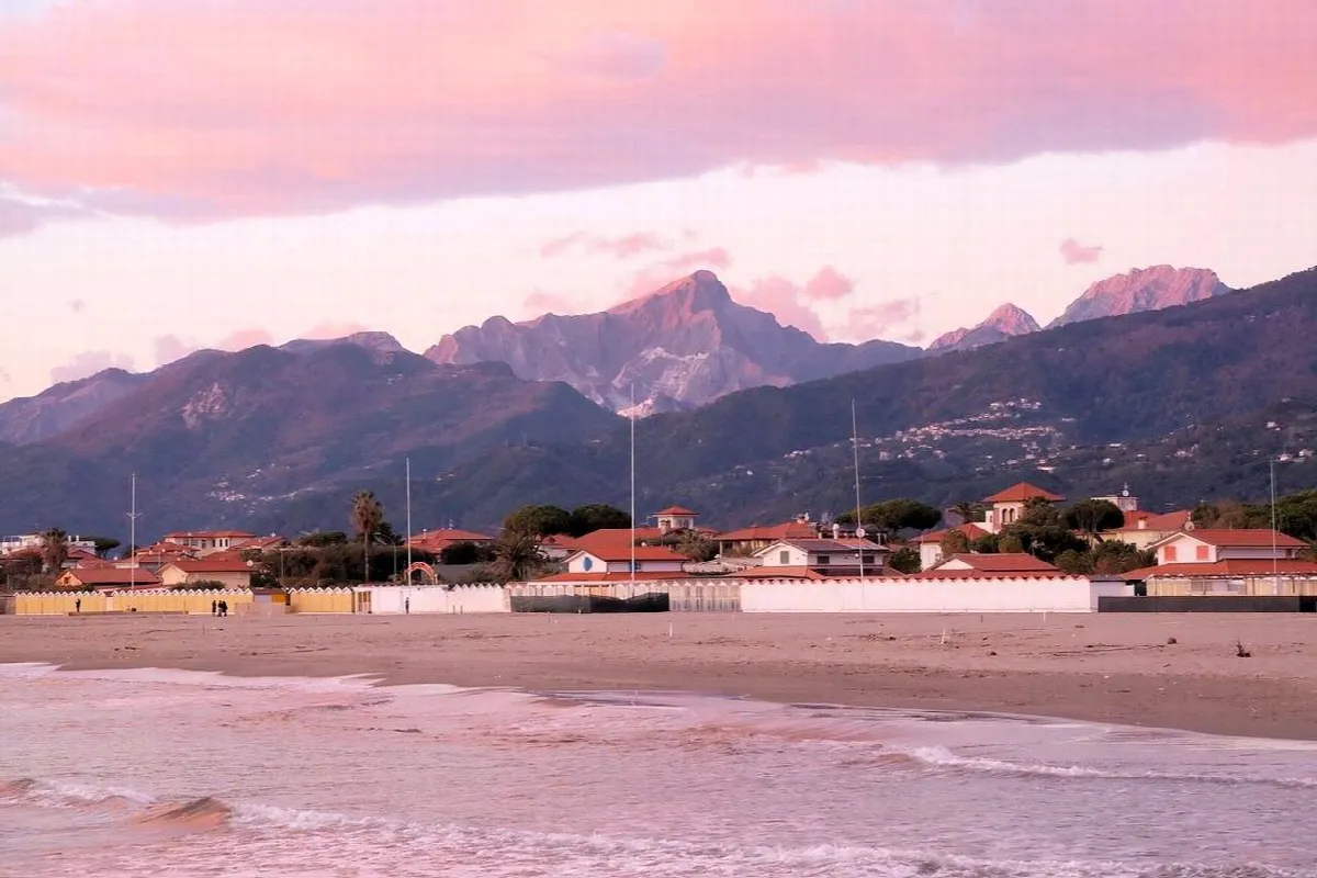 Villa in vendita a Forte dei Marmi - foto 3