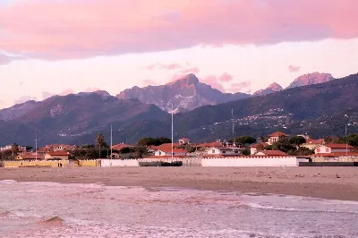 Villa in vendita a Forte dei Marmi - foto 3