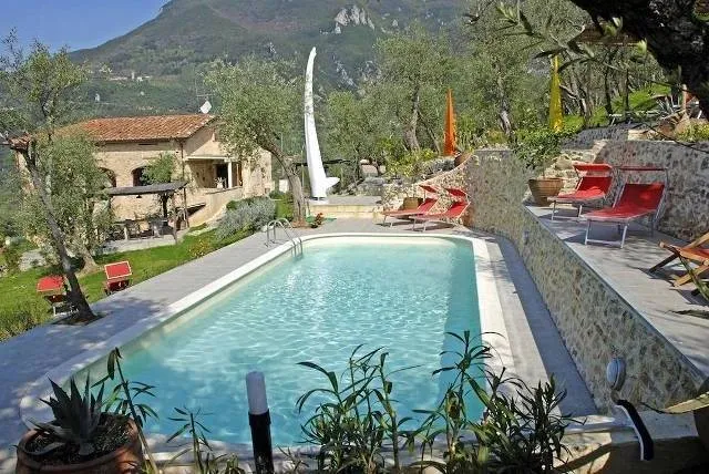 Rustico/Casale in vendita a Camaiore - foto 2