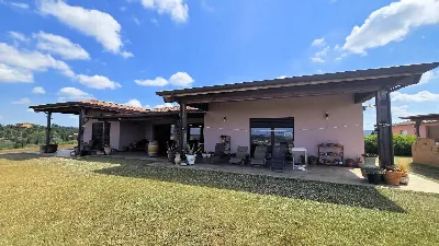 Villa a Magliano in Toscana