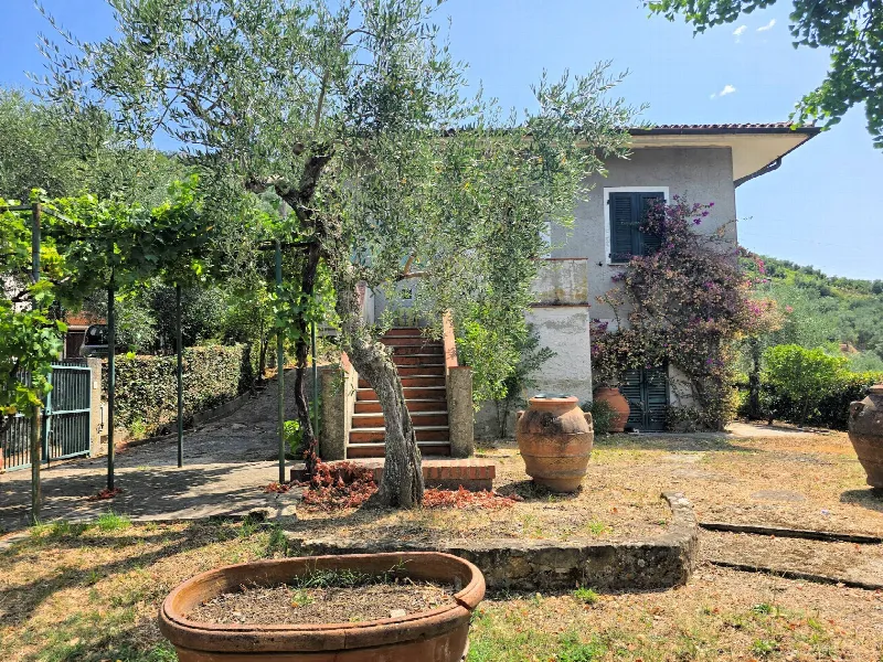 Villa in vendita a Uzzano - foto 3