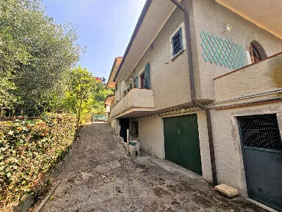 Villa in vendita a Uzzano - foto 8