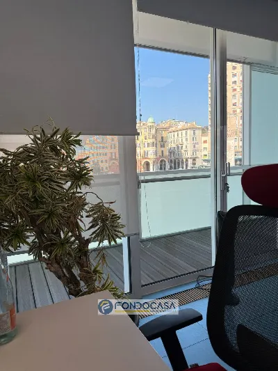 Ufficio in vendita a Savona, Centro Storic... - foto 1