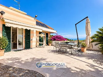Villa in vendita a Savona, Oltreletimbro, ... - foto 1