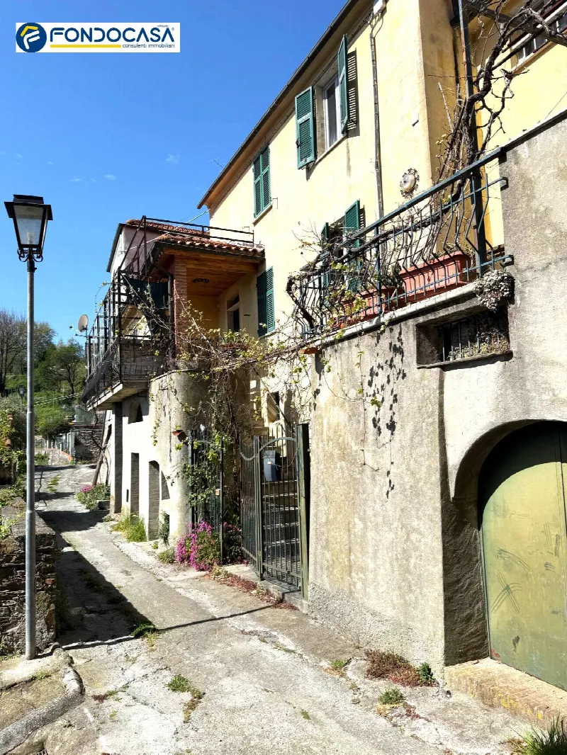 Casa Indipendente in vendita a Stella - foto 1