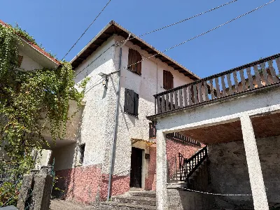 Casa Indipendente in vendita a Mongiardino... - foto 1