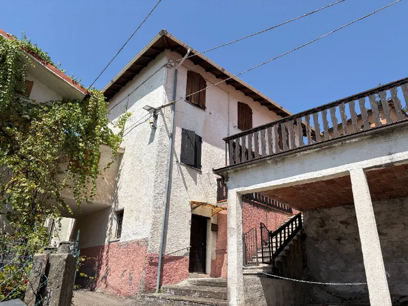 Casa Indipendente in vendita a Mongiardino Ligure - foto 1