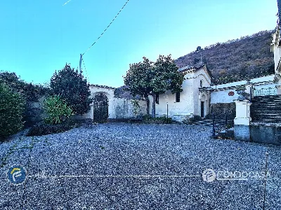 Rustico/Casale in vendita a Albenga - foto 2