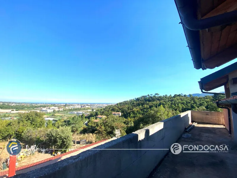 Casa Indipendente in vendita ad Albenga - foto 1