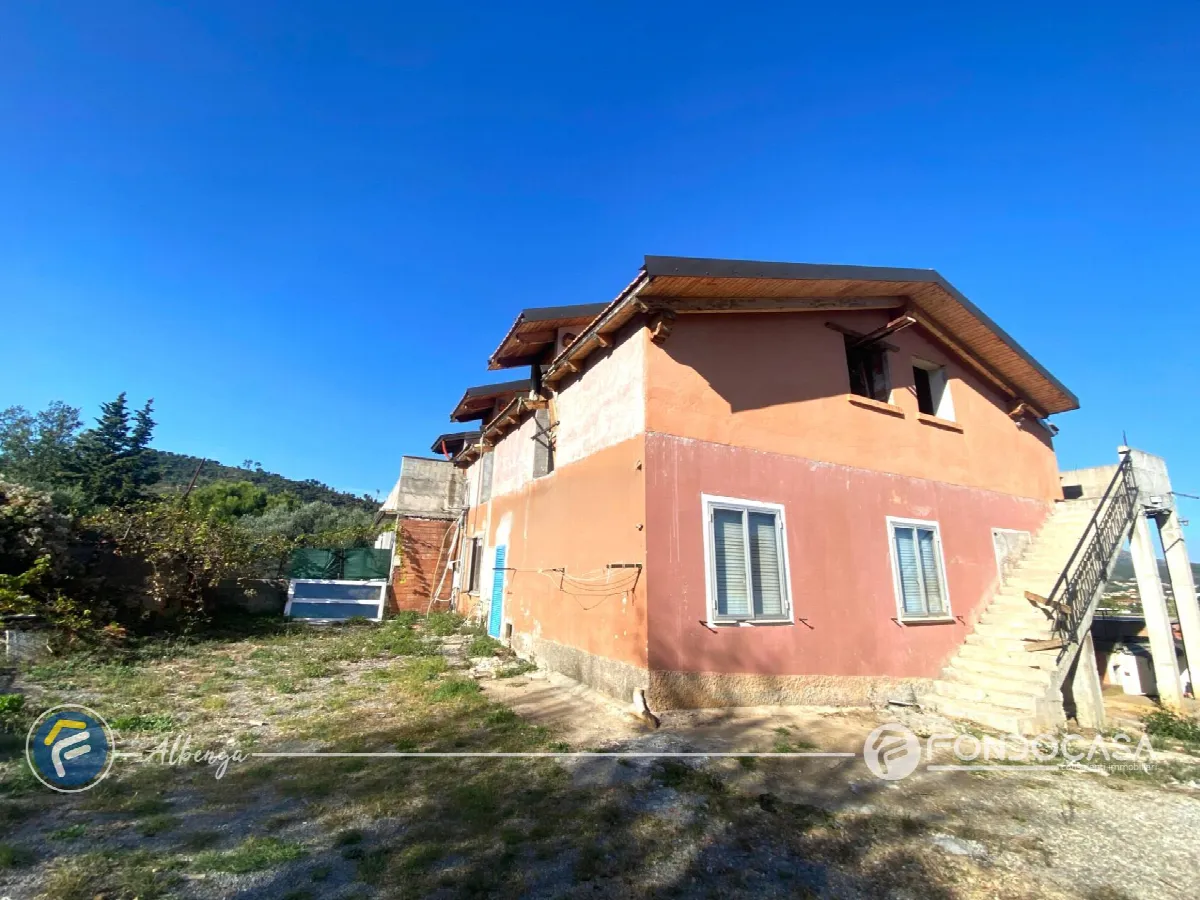 Casa Indipendente in vendita ad Albenga - foto 3