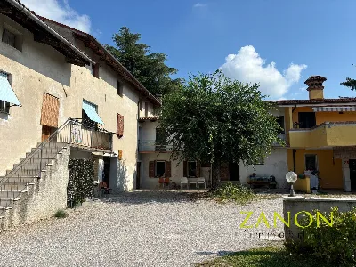 Casa Indipendente in vendita a Capriva del... - foto 1