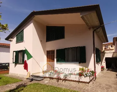Villa a Cascina