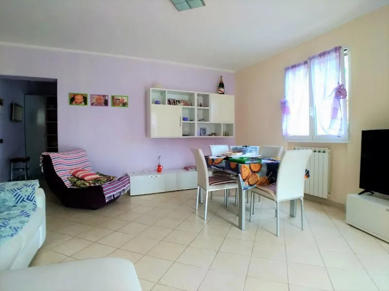 Casa Indipendente in vendita a Camporosso - foto 1