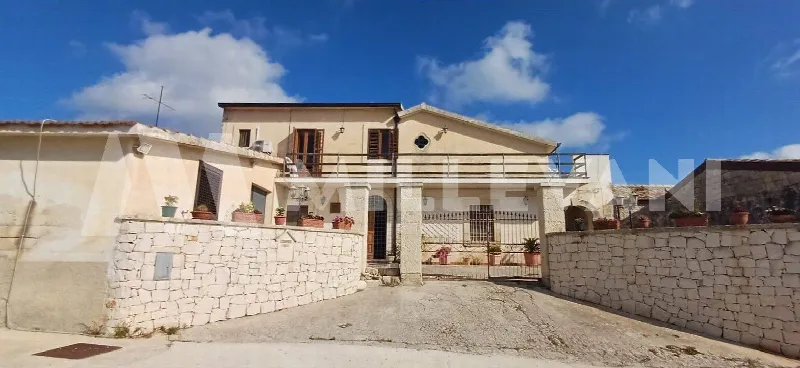 Villa in vendita a Modica - foto 1