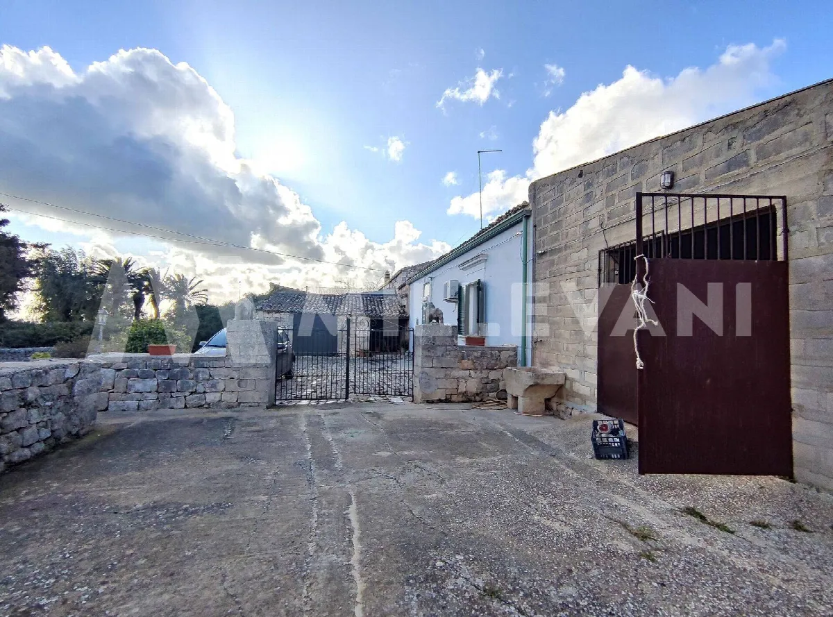 Rustico/Casale in vendita a Scicli - foto 3
