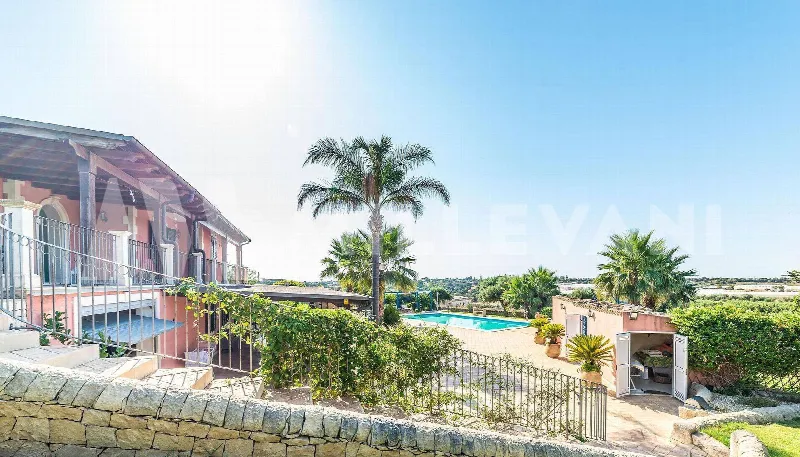 Villa in vendita a Modica - foto 1