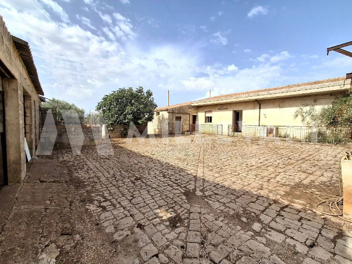 Rustico/Casale in vendita a Rosolini - foto 3