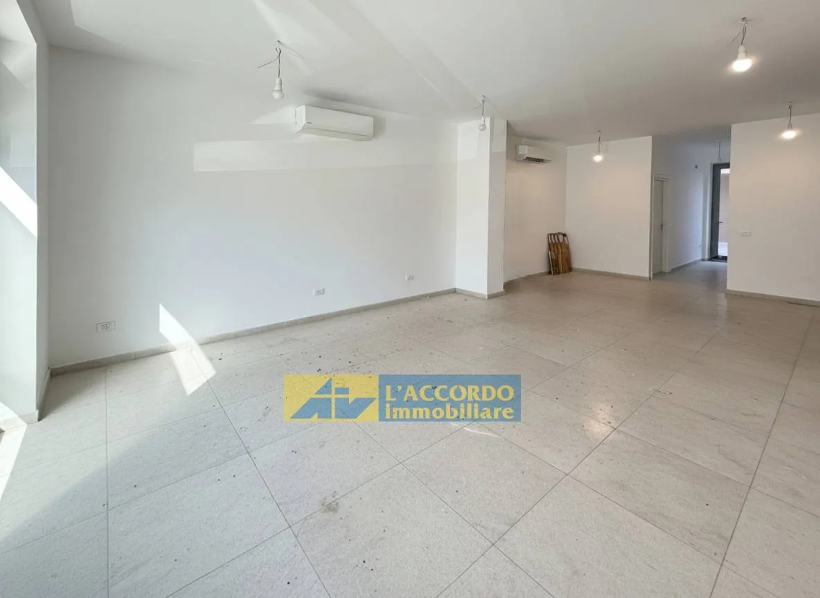 Ufficio in vendita a Chieti, Chieti Scalo - foto 4