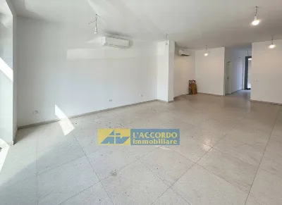 Ufficio in vendita a Chieti, Chieti scalo - foto 4