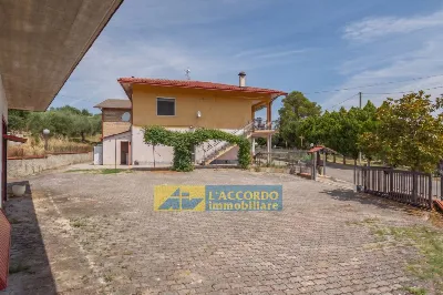 Casa Indipendente in vendita a Fara Filior... - foto 6