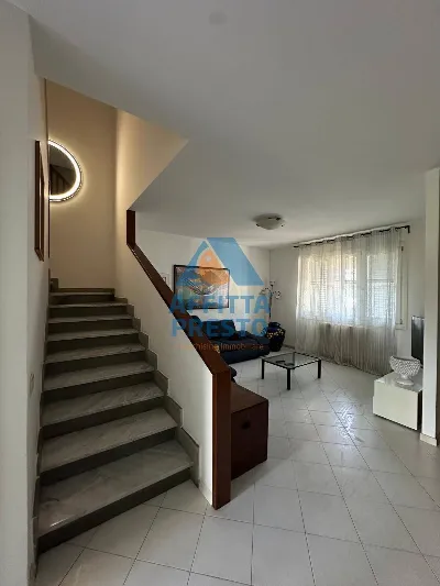 Casa Indipendente in vendita a Capraia e L... - foto 4