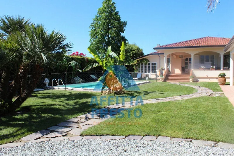 Villa in vendita a Camaiore - foto 1