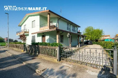Villa a Codigoro