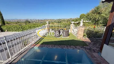 Villa in vendita a Sirolo - foto 1