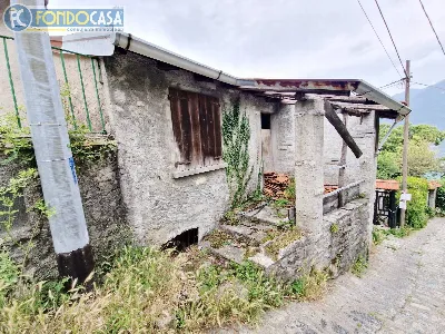 Casa Indipendente a Torno