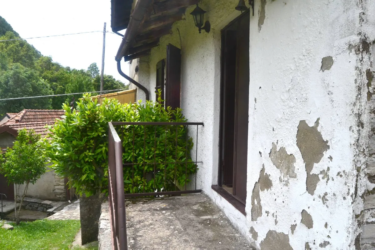 Casa Indipendente in vendita a Torno - foto 3