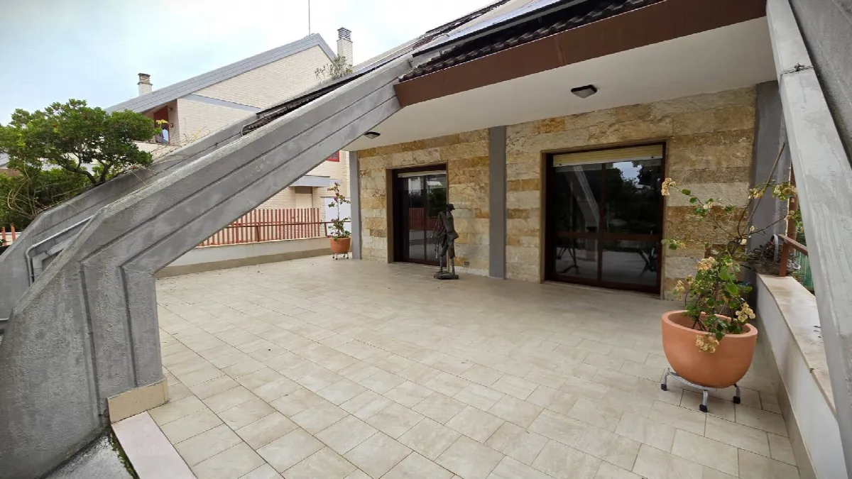 Villa in vendita a Bari, Poggiofranco, Santa Caterina - foto 4