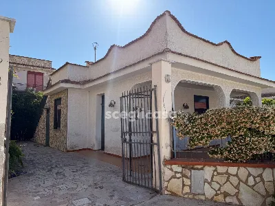 Villa in vendita a Carini - foto 1