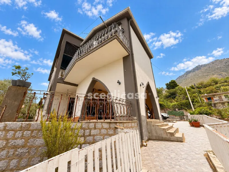 Villa in vendita a Carini - foto 1