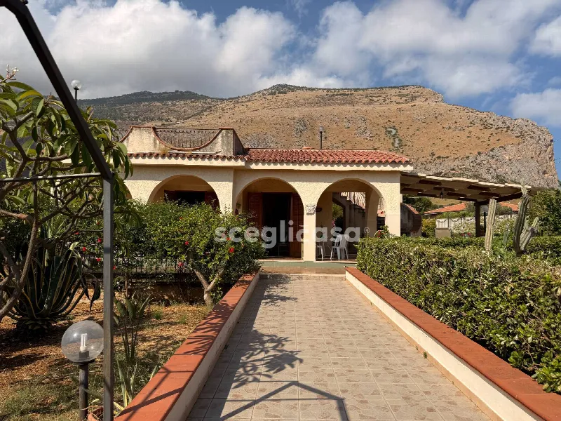 Villa in vendita a Carini - foto 1
