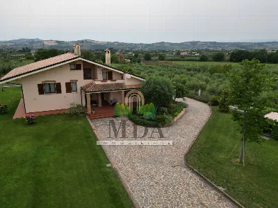 Villa in vendita a Giulianova - foto 1
