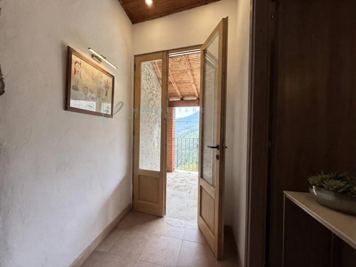 Rustico/Casale in vendita ad Armo - foto 4