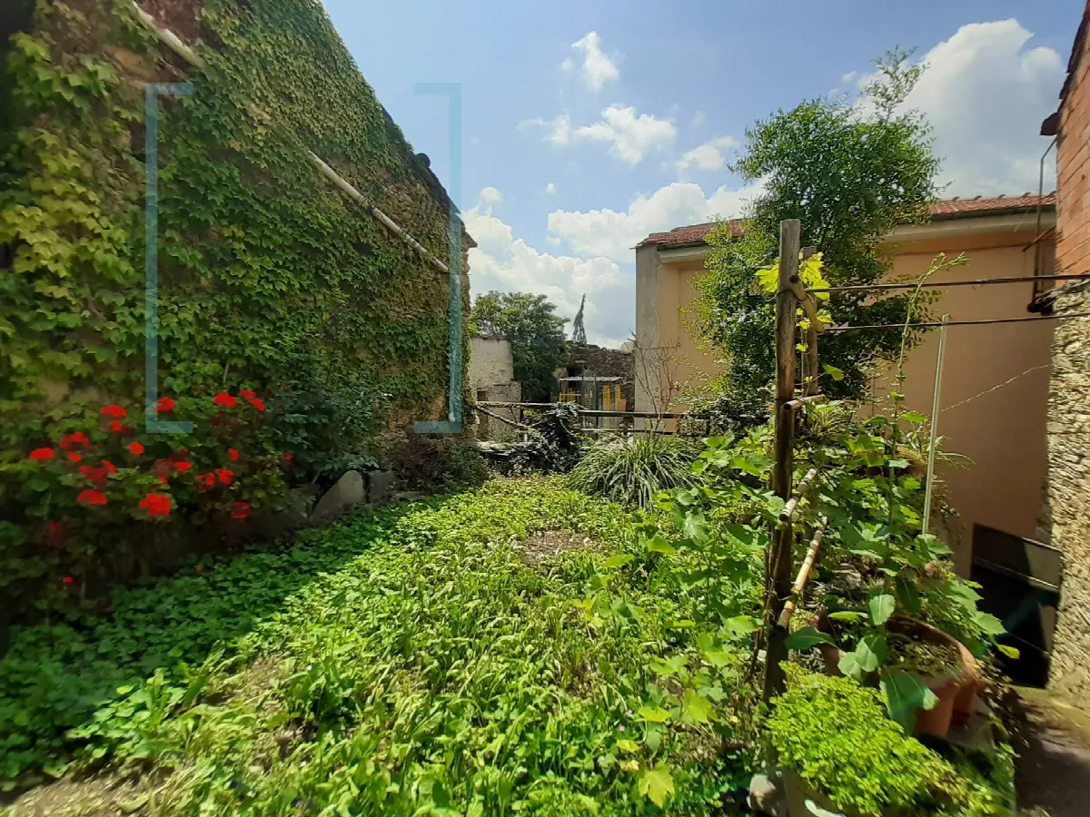 Rustico/Casale in vendita ad Aquila d'Arroscia - foto 2