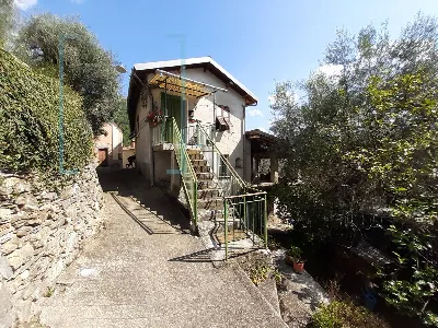 Rustico/Casale in vendita a Pieve di Teco - foto 1
