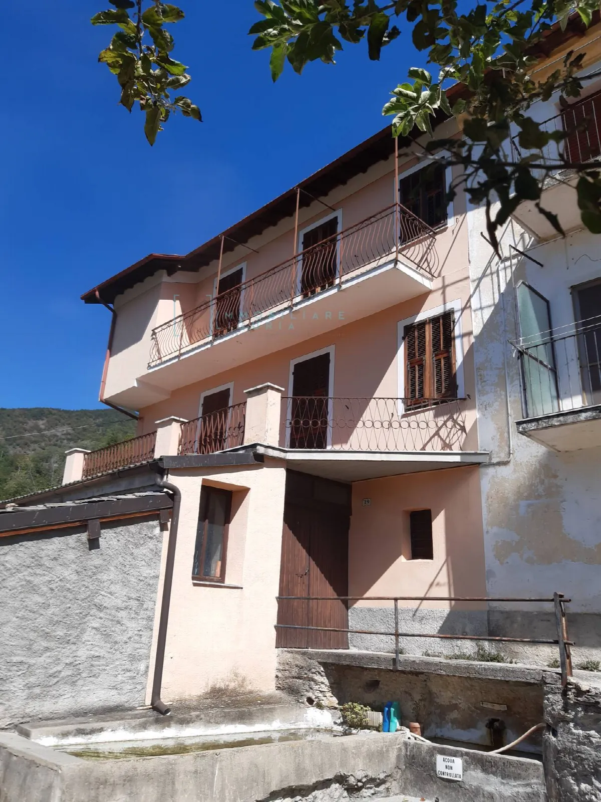 Rustico/Casale in vendita a Pornassio - foto 2
