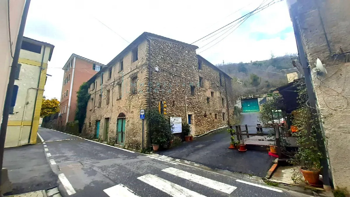 Rustico/Casale in vendita a Borghetto d'Arroscia - foto 2